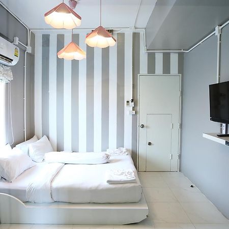Meroom Phuket Exterior photo