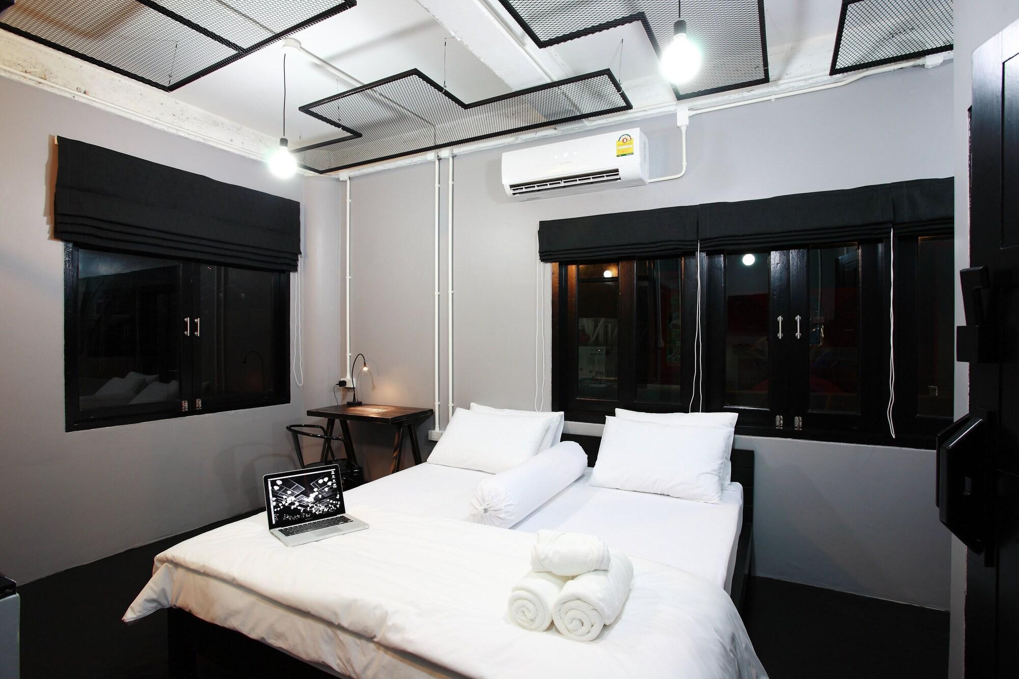 Meroom Phuket Exterior photo