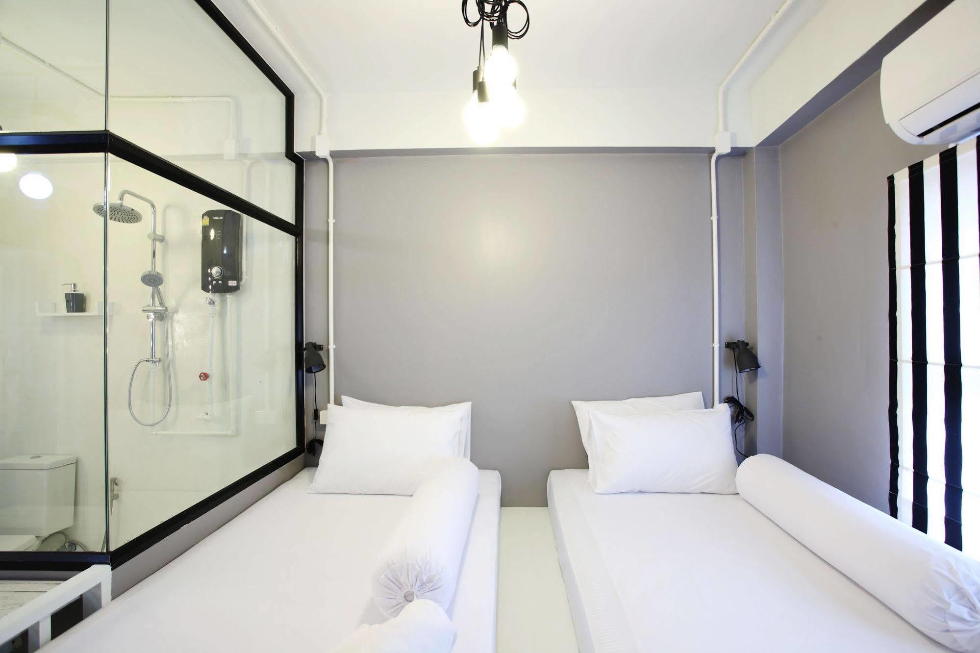 Meroom Phuket Exterior photo