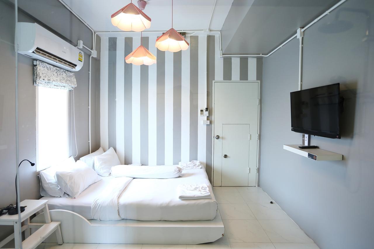 Meroom Phuket Exterior photo